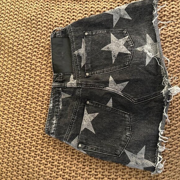One Teaspoon Trucker Stars Distressed Denim Mini Skirt Size 24 - Picture 4 of 5
